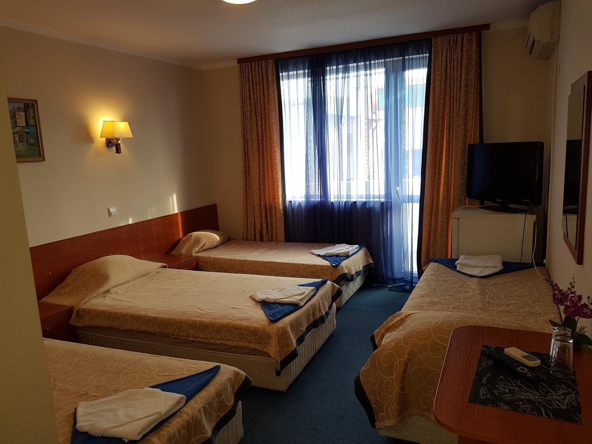 Guest House Markovi Ravda Exteriör bild